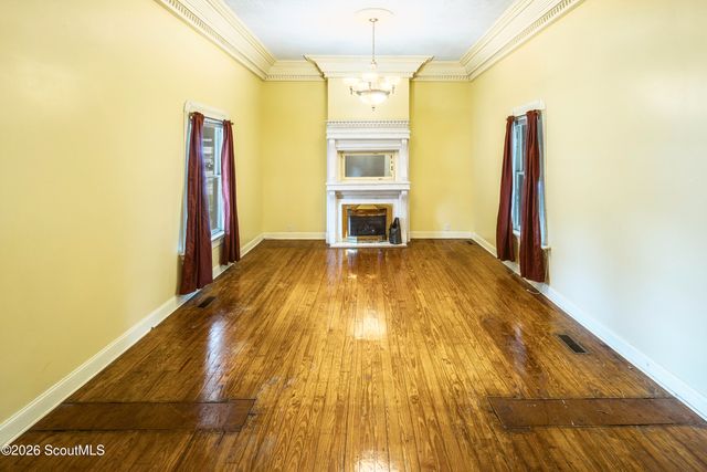 290 E King Avenue, Kingsland, GA 31548