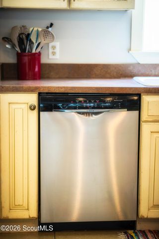 290 E King Avenue, Kingsland, GA 31548