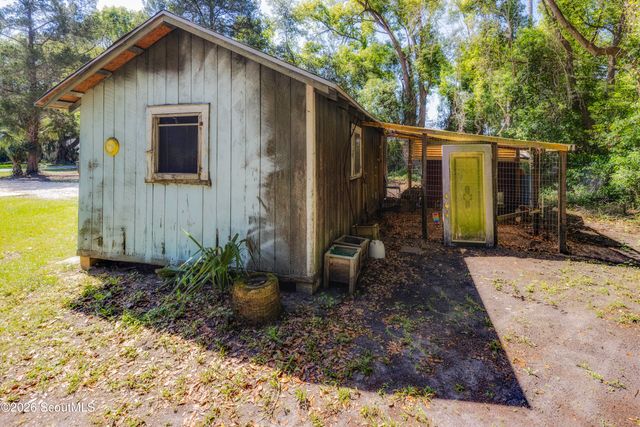 290 E King Avenue, Kingsland, GA 31548