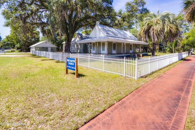 290 E King Avenue, Kingsland, GA 31548