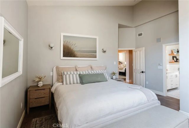 230 Ardmore Avenue, Hermosa Beach, CA 90254