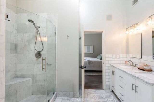 230 Ardmore Avenue, Hermosa Beach, CA 90254