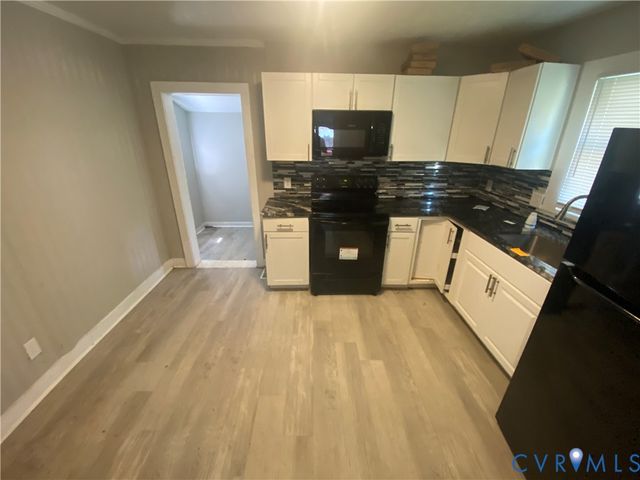 404 N 12th Ave, Hopewell, VA 23860