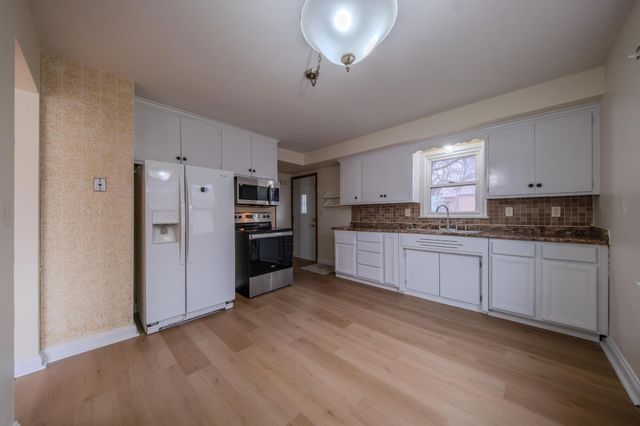 1178 Herbert Street, Saint Paul, MN 55106