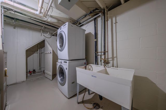 1178 Herbert Street, Saint Paul, MN 55106