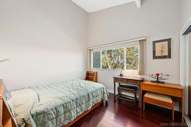 8745 Caminito Sueno, La Jolla, CA 92037