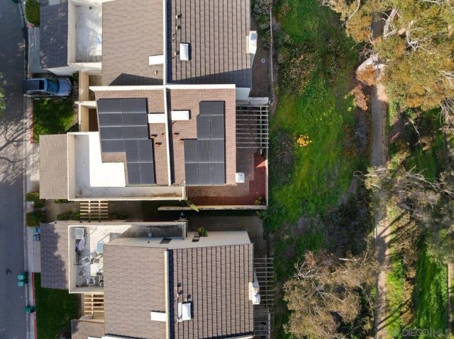 8745 Caminito Sueno, La Jolla, CA 92037