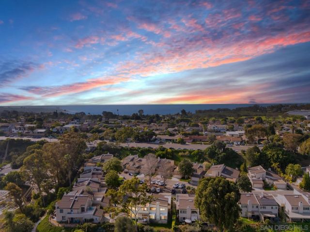 8745 Caminito Sueno, La Jolla, CA 92037