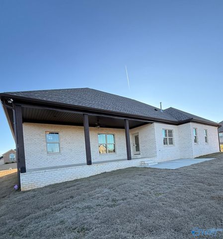 2220 Sorrento Place SW, Decatur, AL 35603