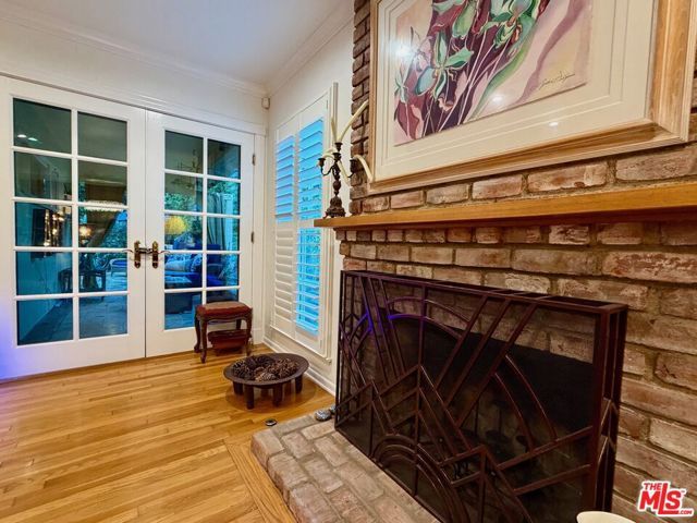 13957 Chandler Boulevard, Sherman Oaks, CA 91401