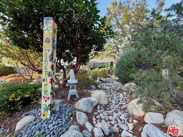 13957 Chandler Boulevard, Sherman Oaks, CA 91401