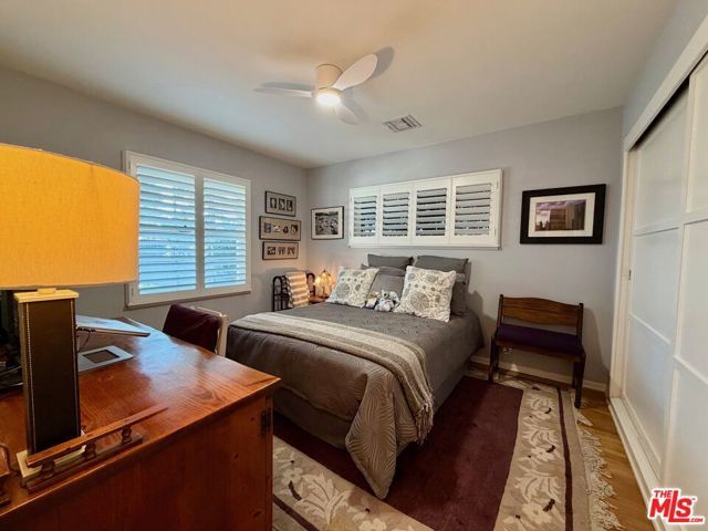 13957 Chandler Boulevard, Sherman Oaks, CA 91401