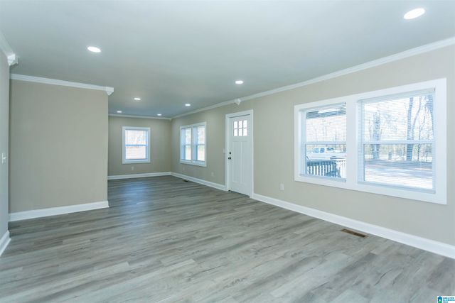 8920 HIGHWAY 31 NORTH N, Kimberly, AL 35091