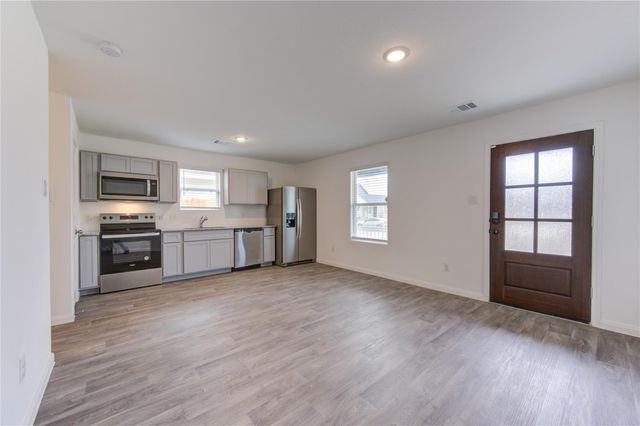 16787 N Marie Village Drive, Conroe, TX 77306