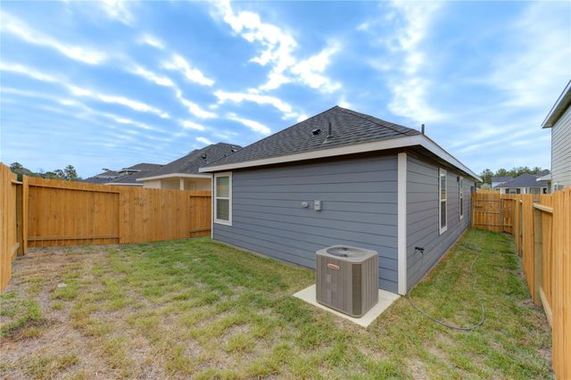 16787 N Marie Village Drive, Conroe, TX 77306