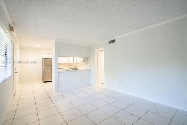 3265 Virginia Street 18, Miami, FL 33133