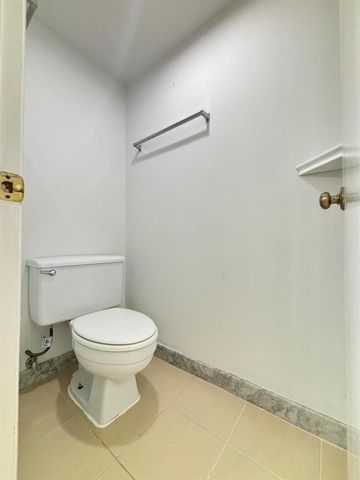 2110 21st Lane, Palm Beach Gardens, FL 33418