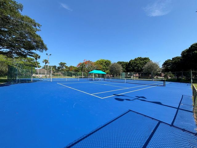 2110 21st Lane, Palm Beach Gardens, FL 33418