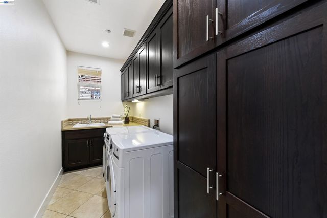 5454 Stockton Loop, Livermore, CA 94550