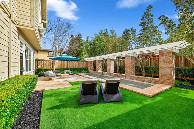 5454 Stockton Loop, Livermore, CA 94550