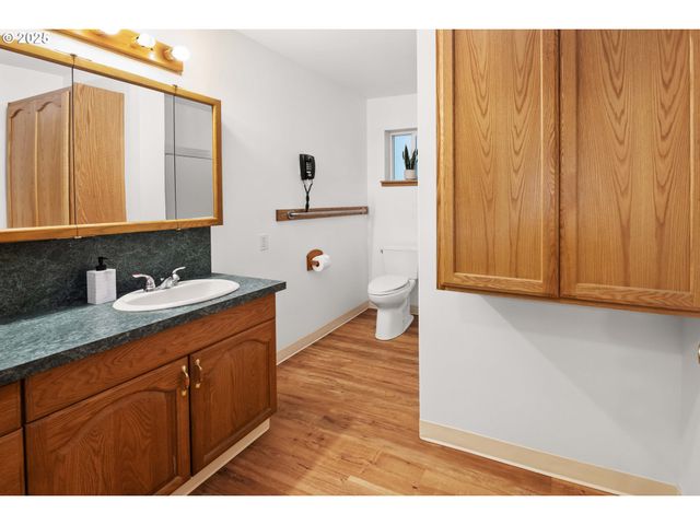 89022 WELCH Rd, Astoria, OR 97103