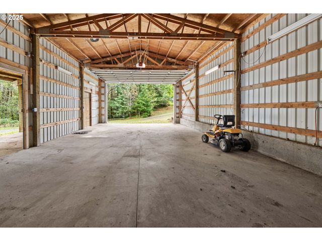 89022 WELCH Rd, Astoria, OR 97103