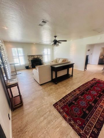 24297 Ave 324, Woodlake, CA 93286