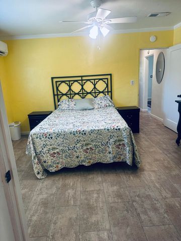 24297 Ave 324, Woodlake, CA 93286