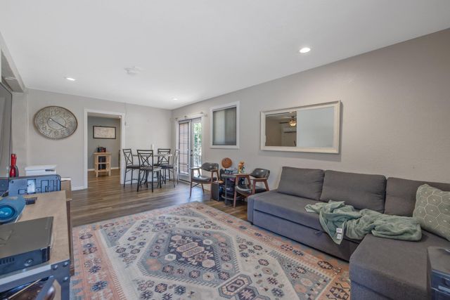 24297 Ave 324, Woodlake, CA 93286