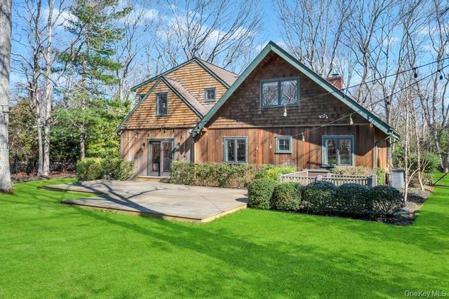 150 Copeces Lane, East Hampton, NY 11937