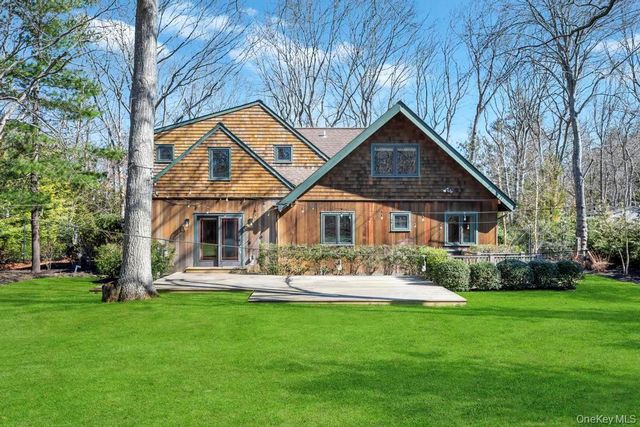 150 Copeces Lane, East Hampton, NY 11937