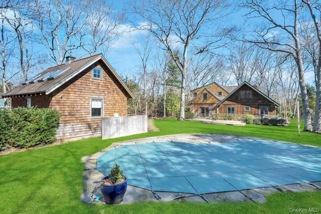 150 Copeces Lane, East Hampton, NY 11937