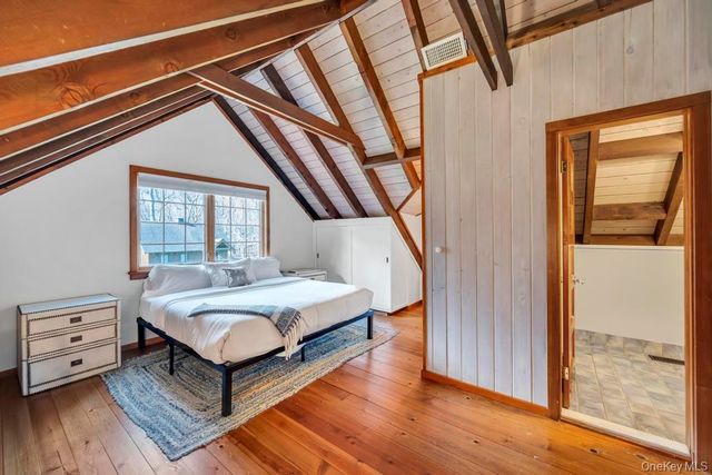 150 Copeces Lane, East Hampton, NY 11937