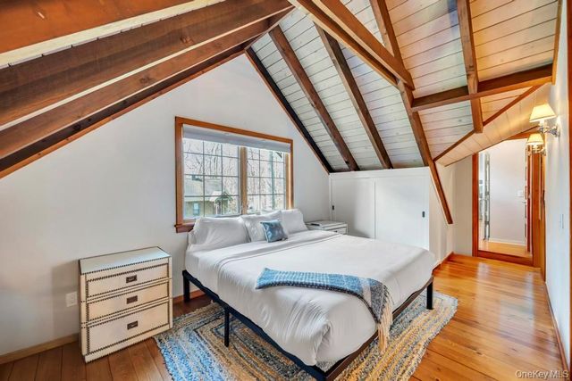 150 Copeces Lane, East Hampton, NY 11937