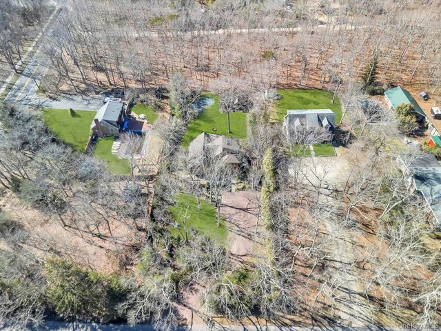 150 Copeces Lane, East Hampton, NY 11937