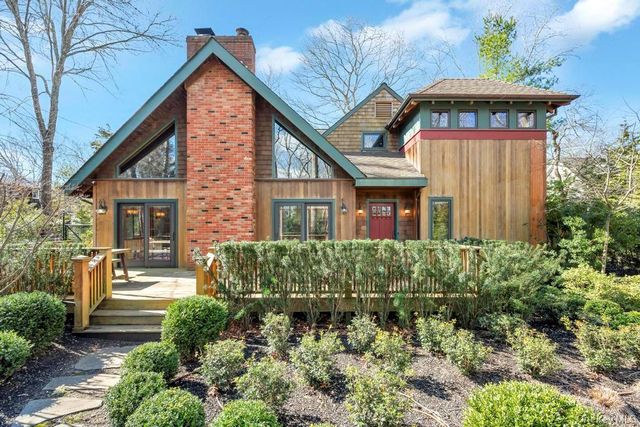 150 Copeces Lane, East Hampton, NY 11937