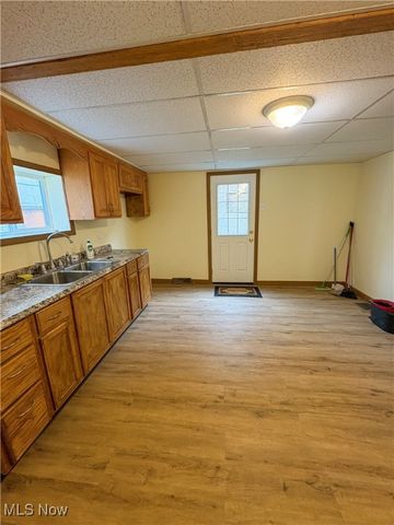 1019 Commerce Street, Wellsville, OH 43968