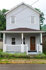 1019 Commerce Street, Wellsville, OH 43968