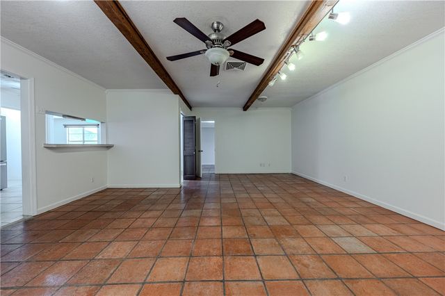 809 Crestview Dr, Corpus Christi, TX 78412