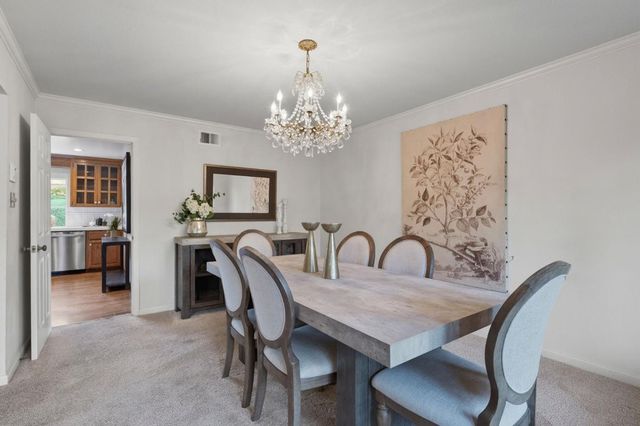 135 Harcross Road, Woodside, CA 94062