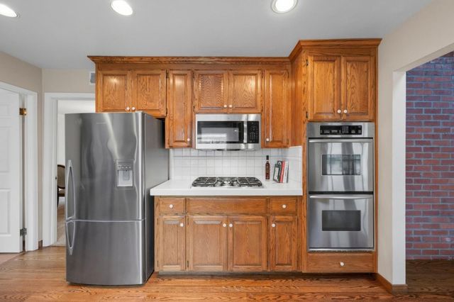 135 Harcross Road, Woodside, CA 94062