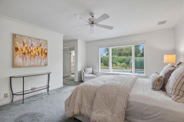 135 Harcross Road, Woodside, CA 94062