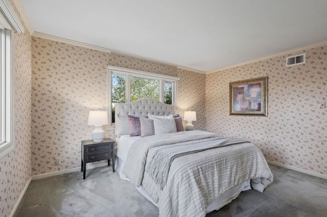 135 Harcross Road, Woodside, CA 94062