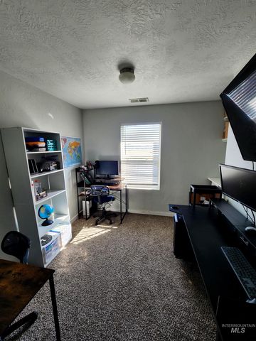 19098 Kenney Way, Caldwell, ID 83605