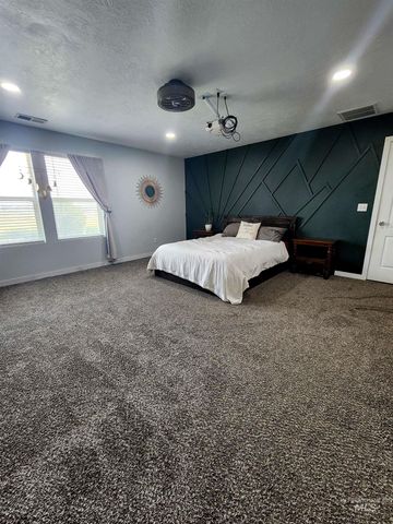 19098 Kenney Way, Caldwell, ID 83605