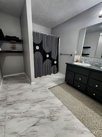 19098 Kenney Way, Caldwell, ID 83605