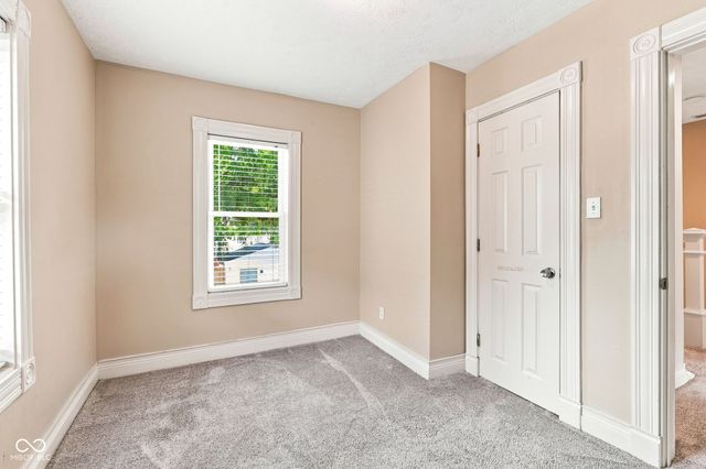 4543 Carrollton Avenue, Indianapolis, IN 46205