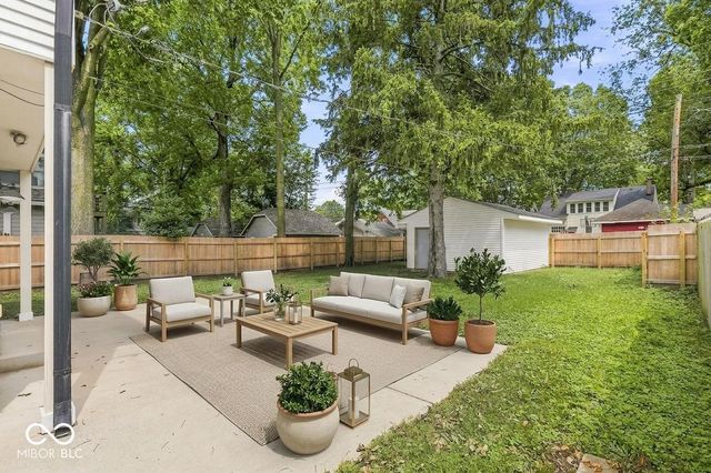 4543 Carrollton Avenue, Indianapolis, IN 46205
