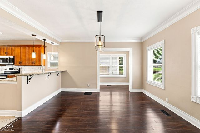 4543 Carrollton Avenue, Indianapolis, IN 46205