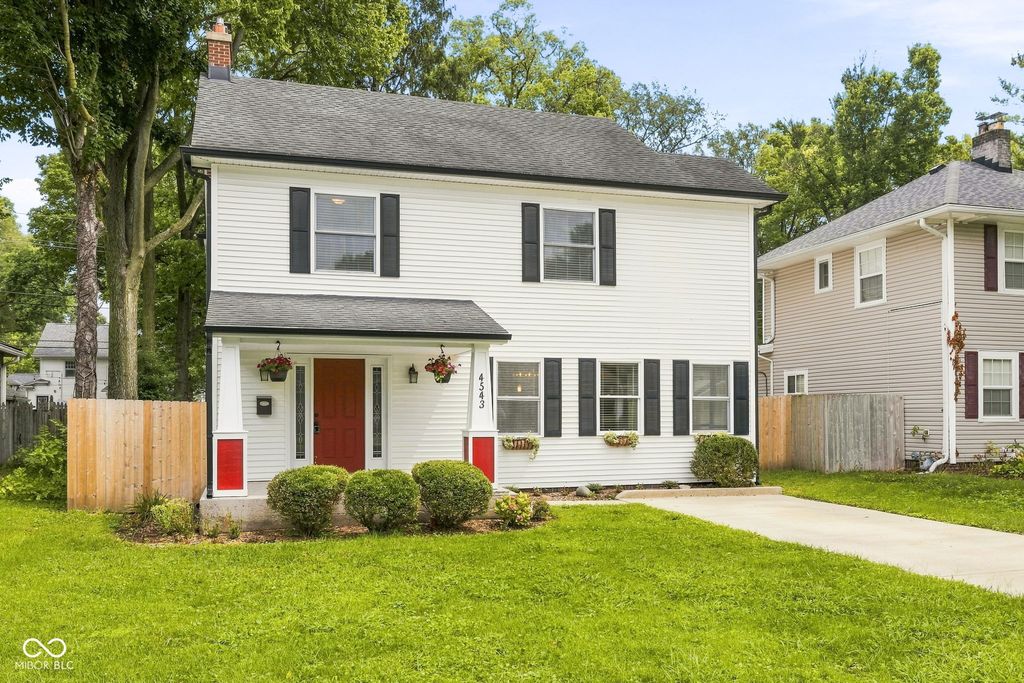 4543 Carrollton Avenue, Indianapolis, IN 46205